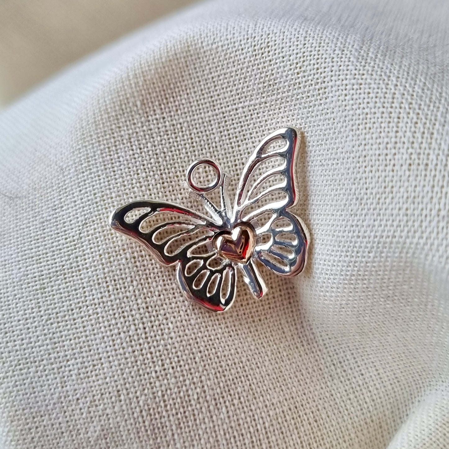 Flutterheart - silver necklace with heart