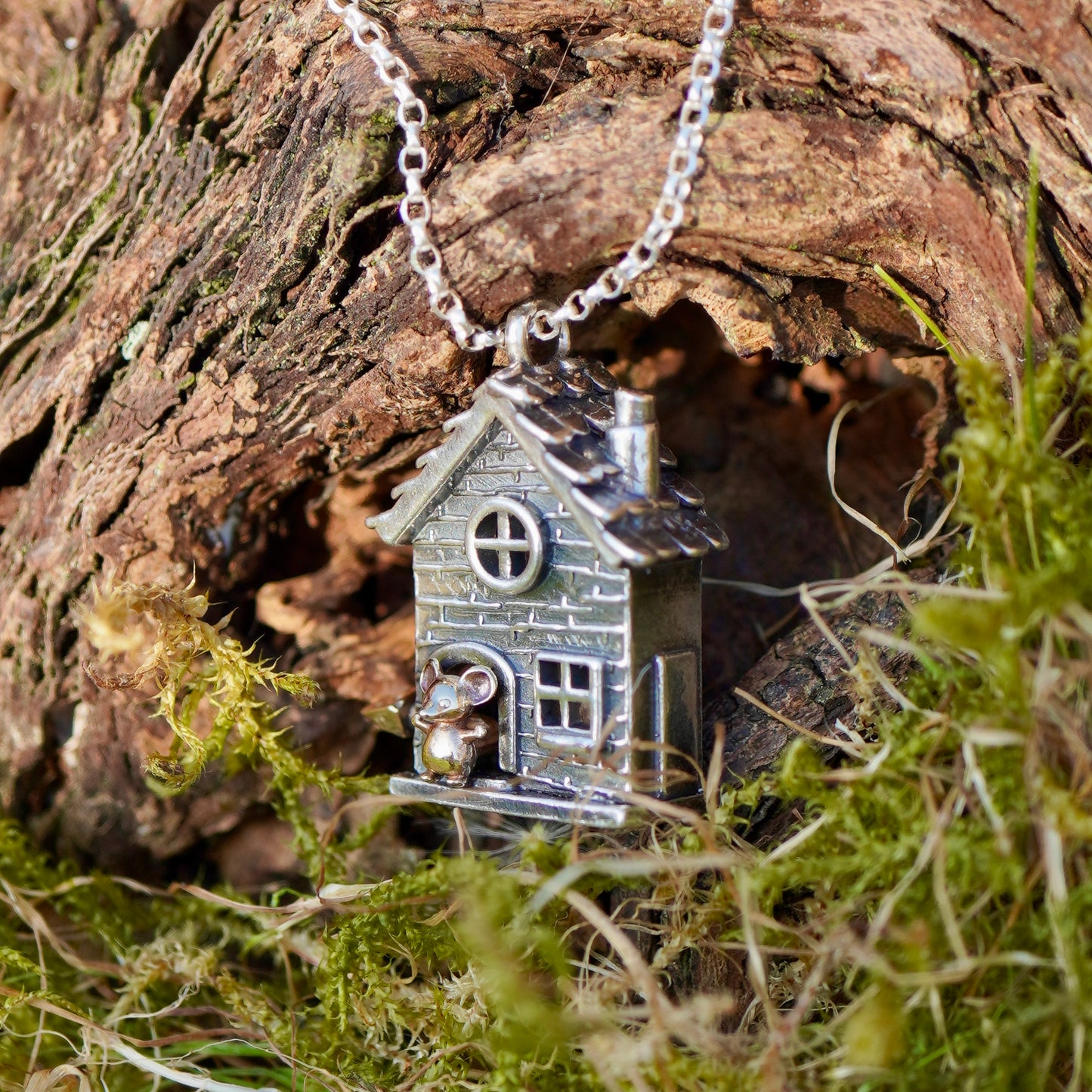 The mouse in the house - Enchanting silver necklace