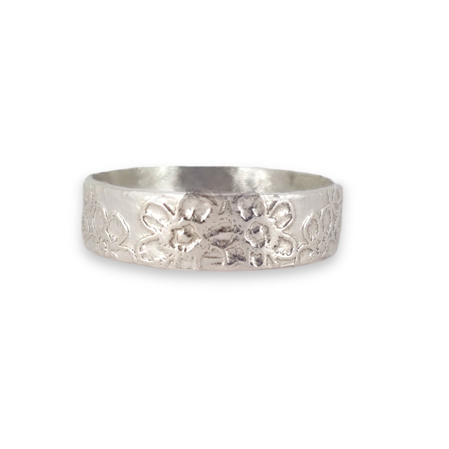 Wildflower meadow - etched pattern ring