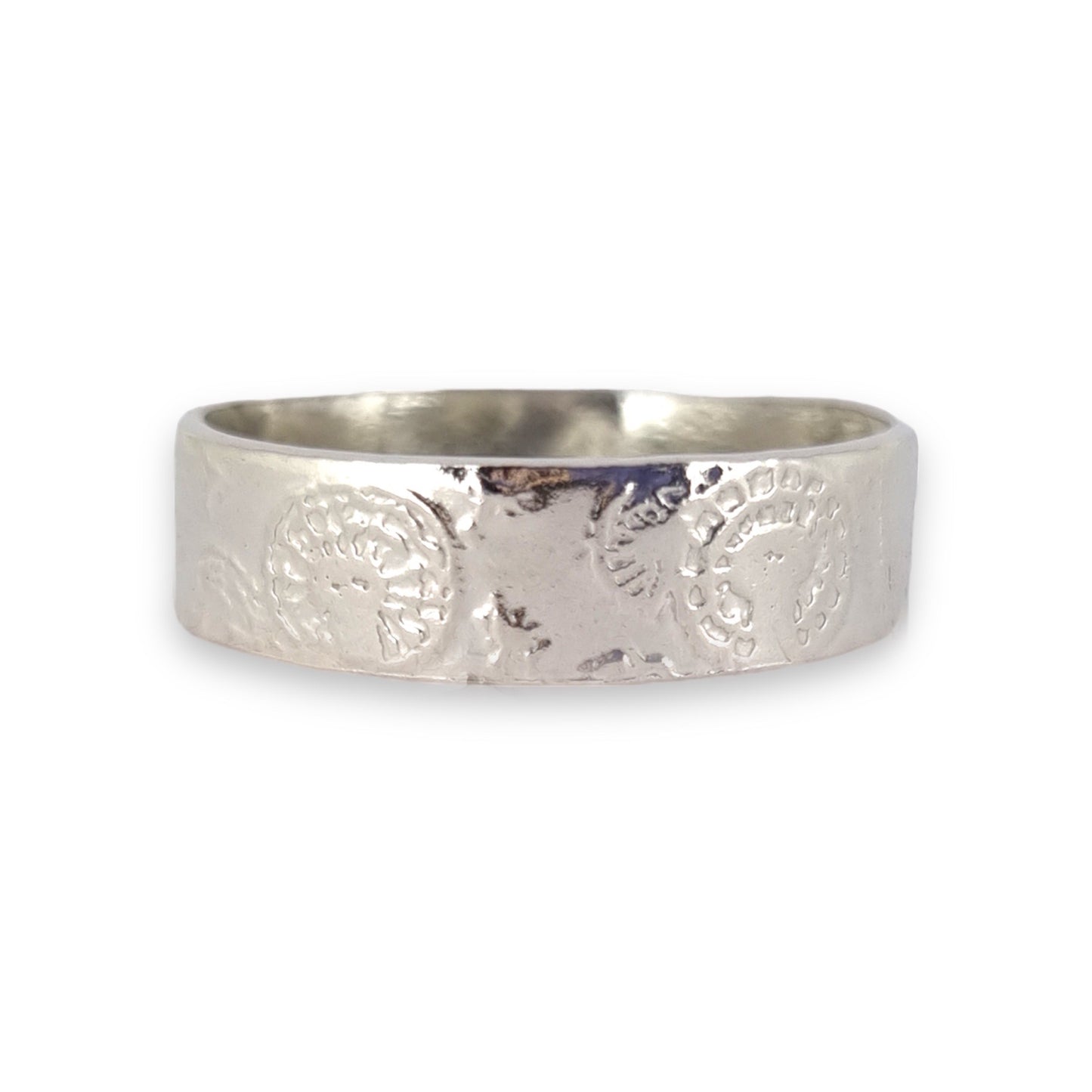 Wildflower meadow - etched pattern ring