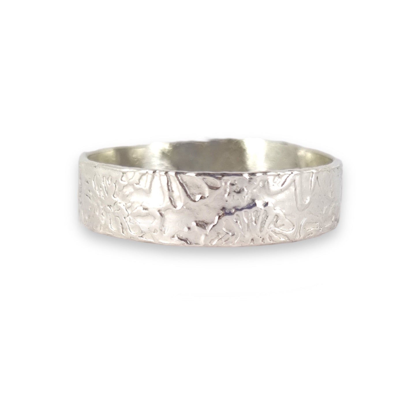 Wildflower meadow - etched pattern ring