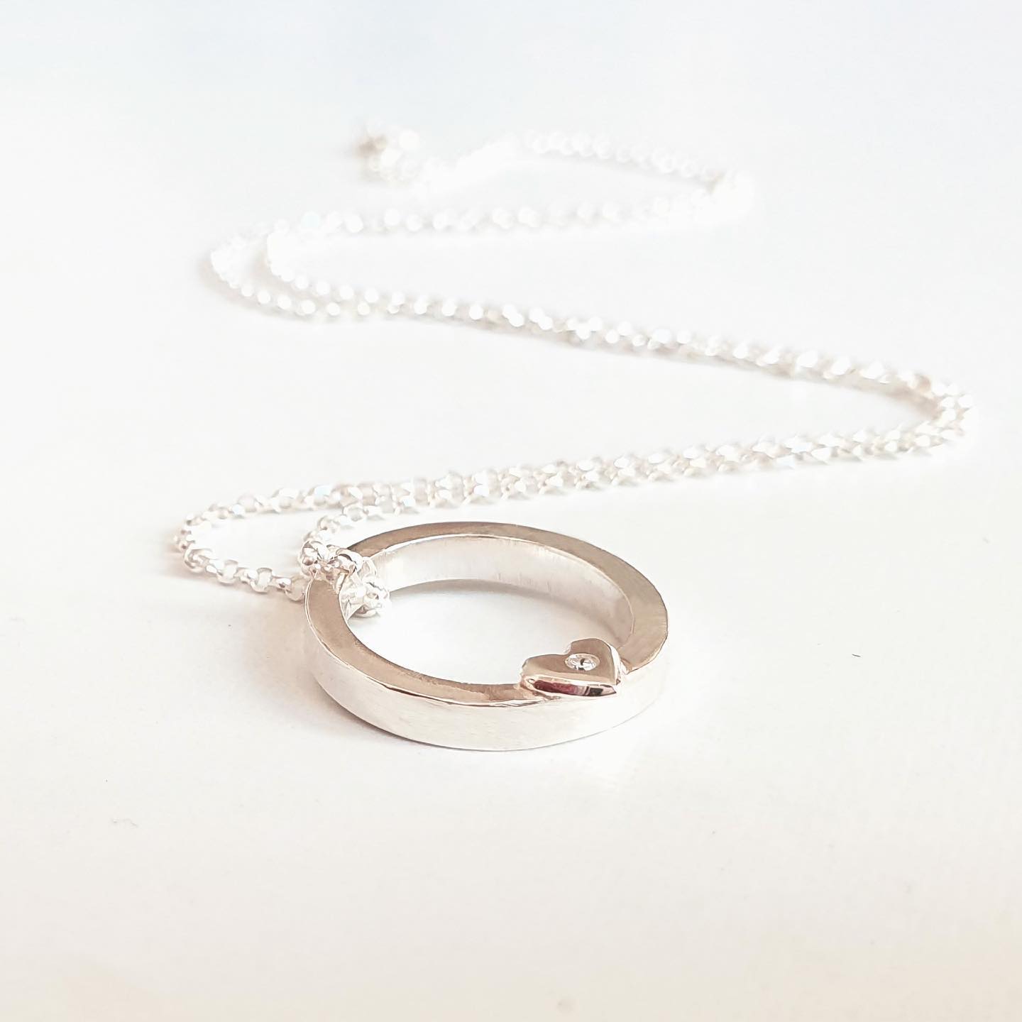 ‘One love’ necklace with solid gold or silver heart
