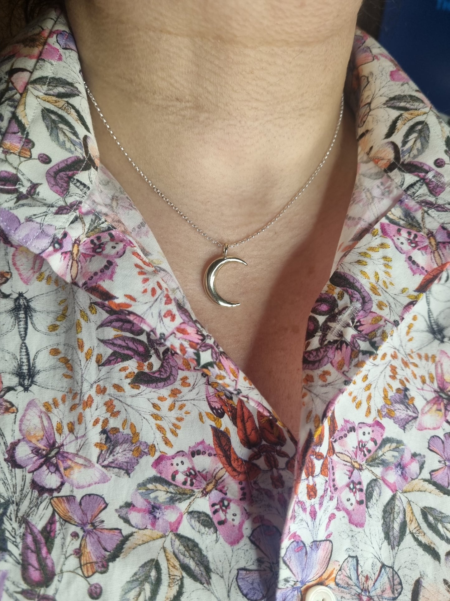 Crescent moon necklace in solid gold or silver