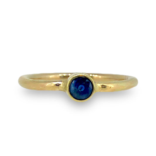 'Ti amo'. Solid gold birthstone ring