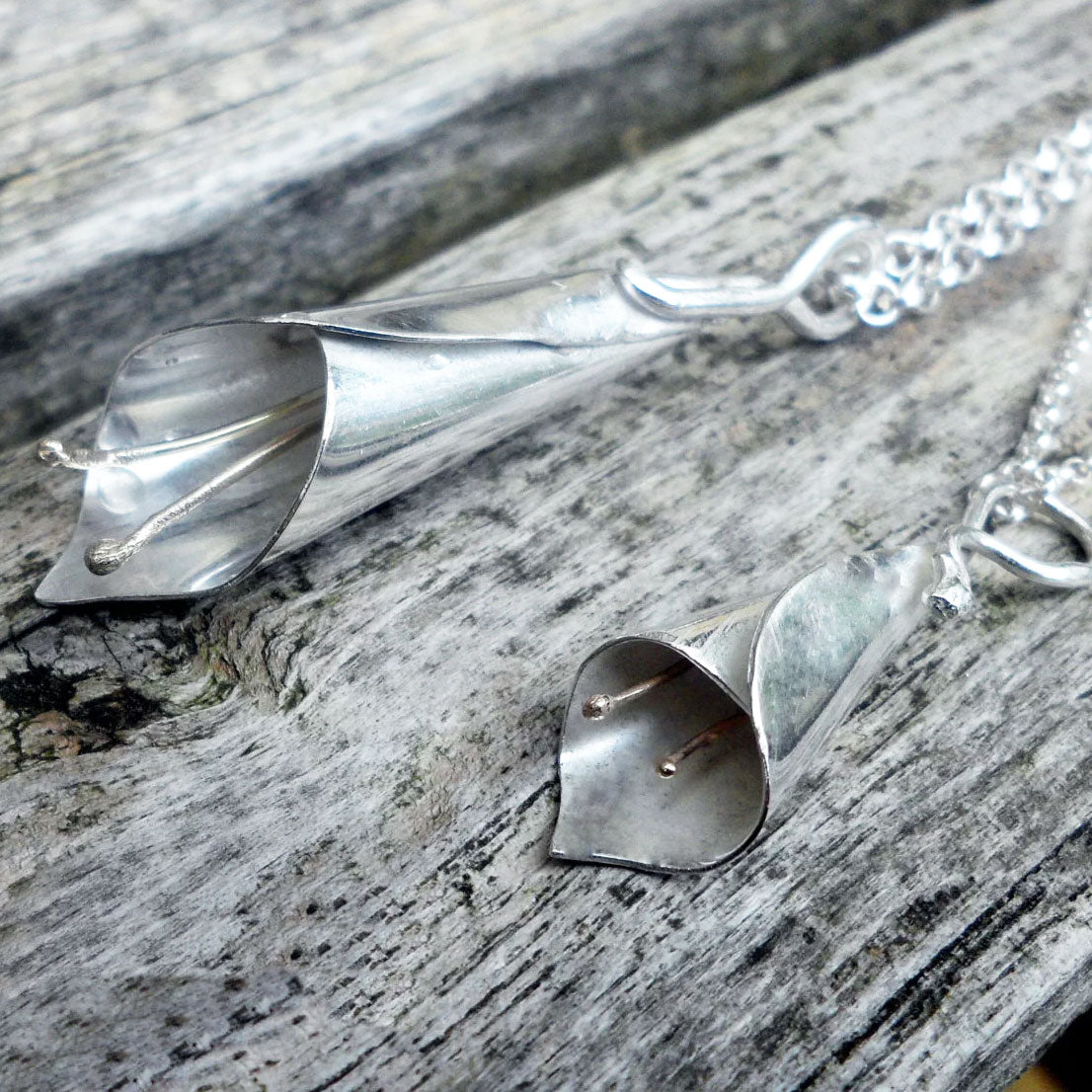Sterling silver lily necklace with gleaming 9ct gold anthers.