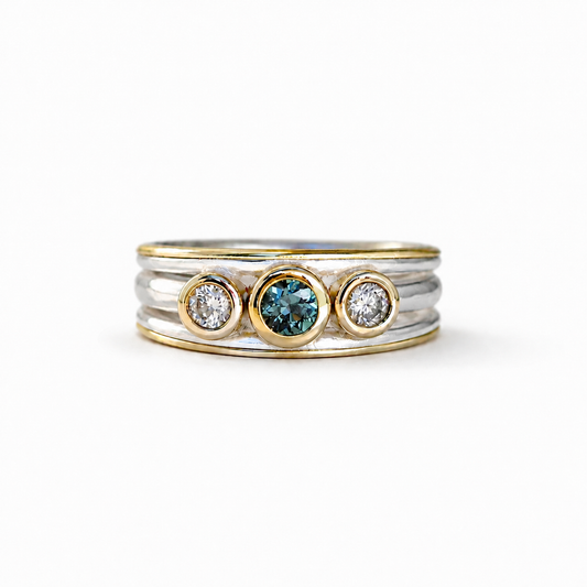 Cariad Lite with Teal Sapphire