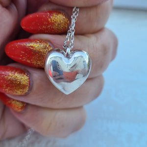 Item 244 -  Silver 'Heart stopper' necklace