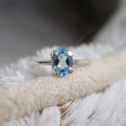Classic topaz ring in solid silver