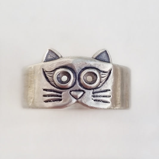 Cat ring - 'Crazylegs'