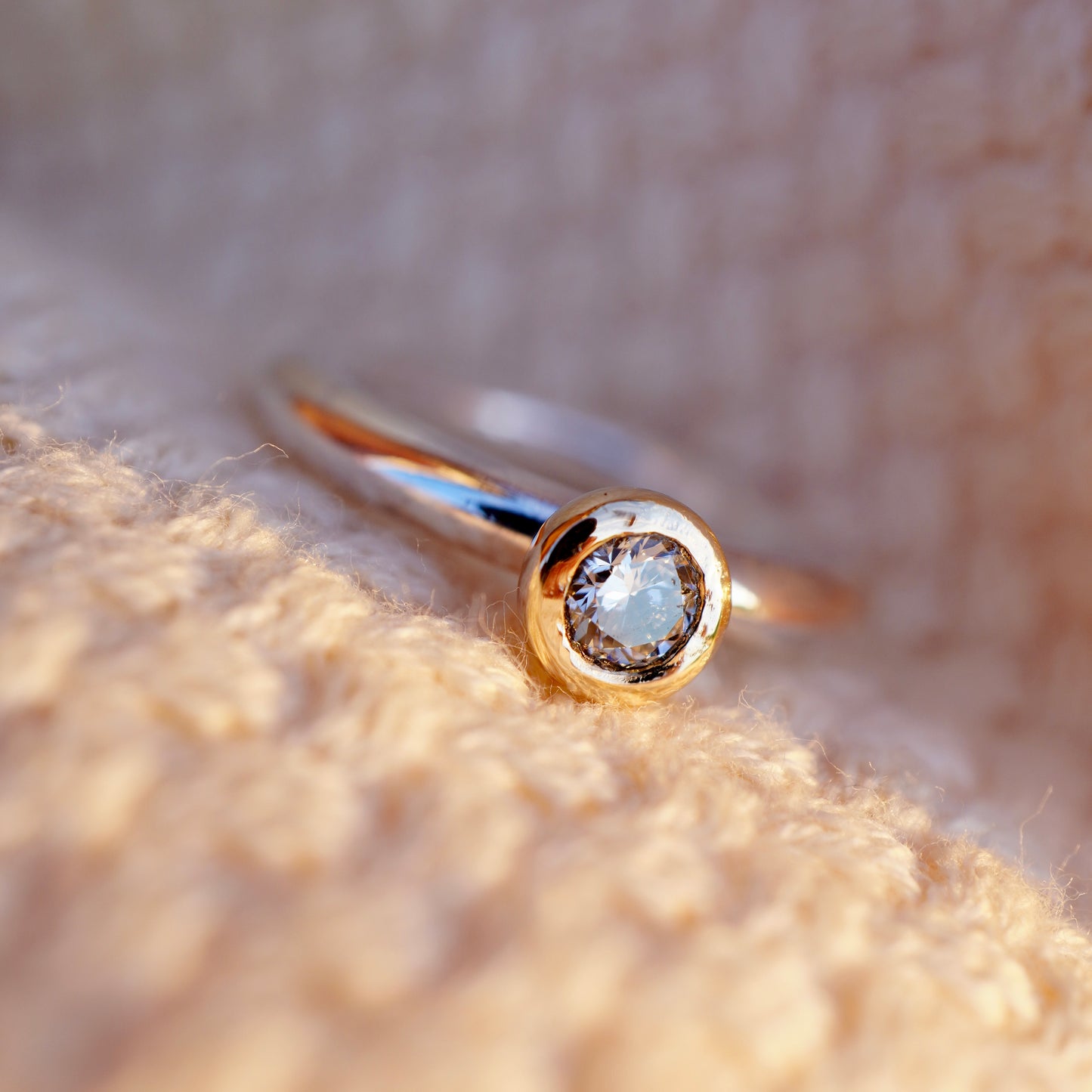 Golden Spark - Chunky diamond ring in silver and gold