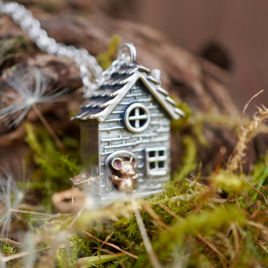 The mouse in the house - Enchanting silver necklace