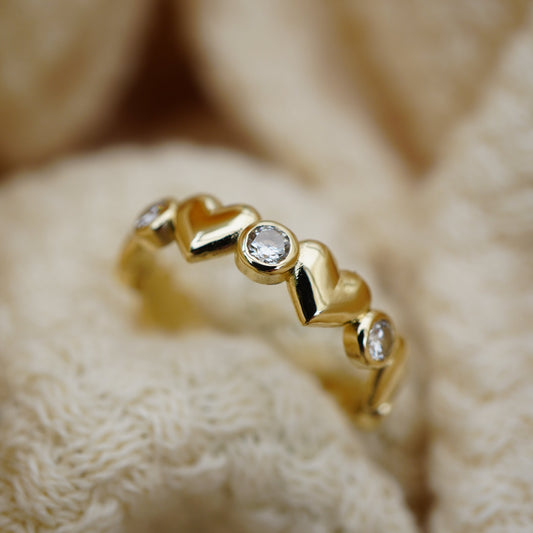 Heart spell - Enchanting ring with hearts and diamonds