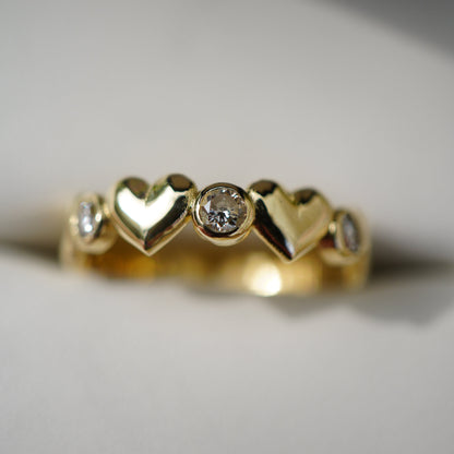 Heart spell - Enchanting ring with hearts and diamonds