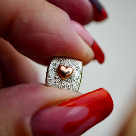 Square earrings with hearts