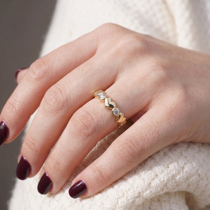 Heart spell - Enchanting ring with hearts and diamonds