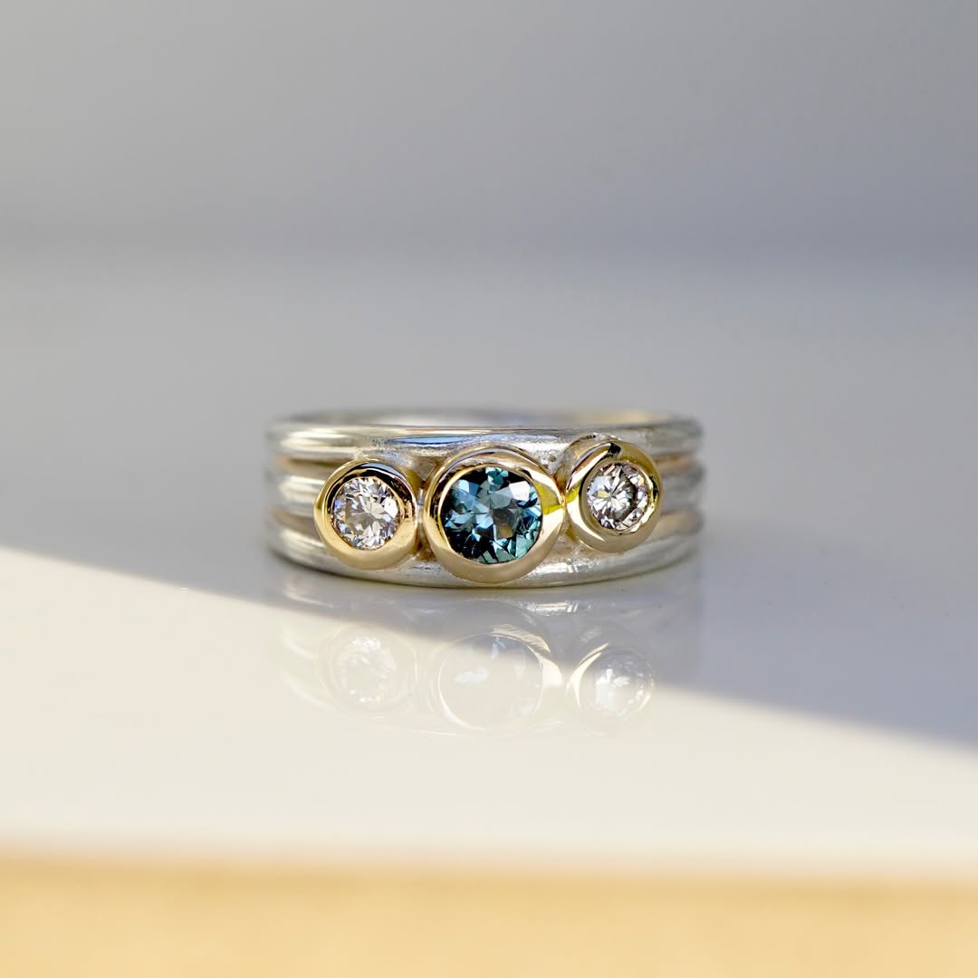 'Cariad lite' with Teal Sapphire