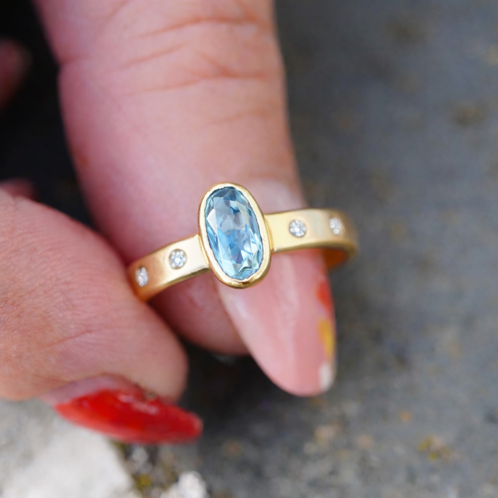 Special listing - Gold ring with blue stone and diamonds