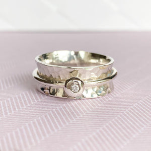 'Always' silver - Silver spinning ring with diamond.