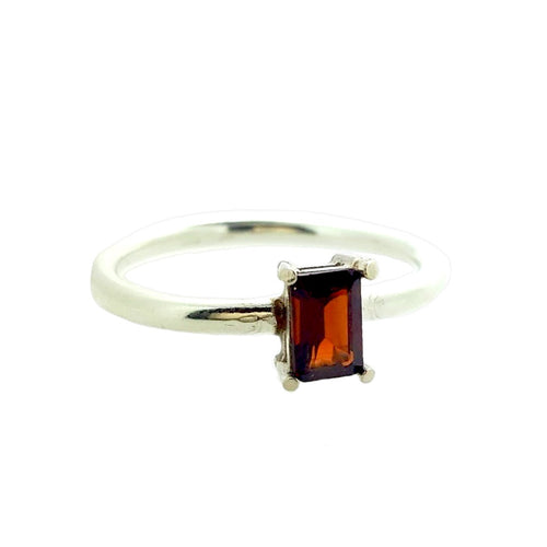 Hepburn in red. A stunning red garnet set in solid white gold.
