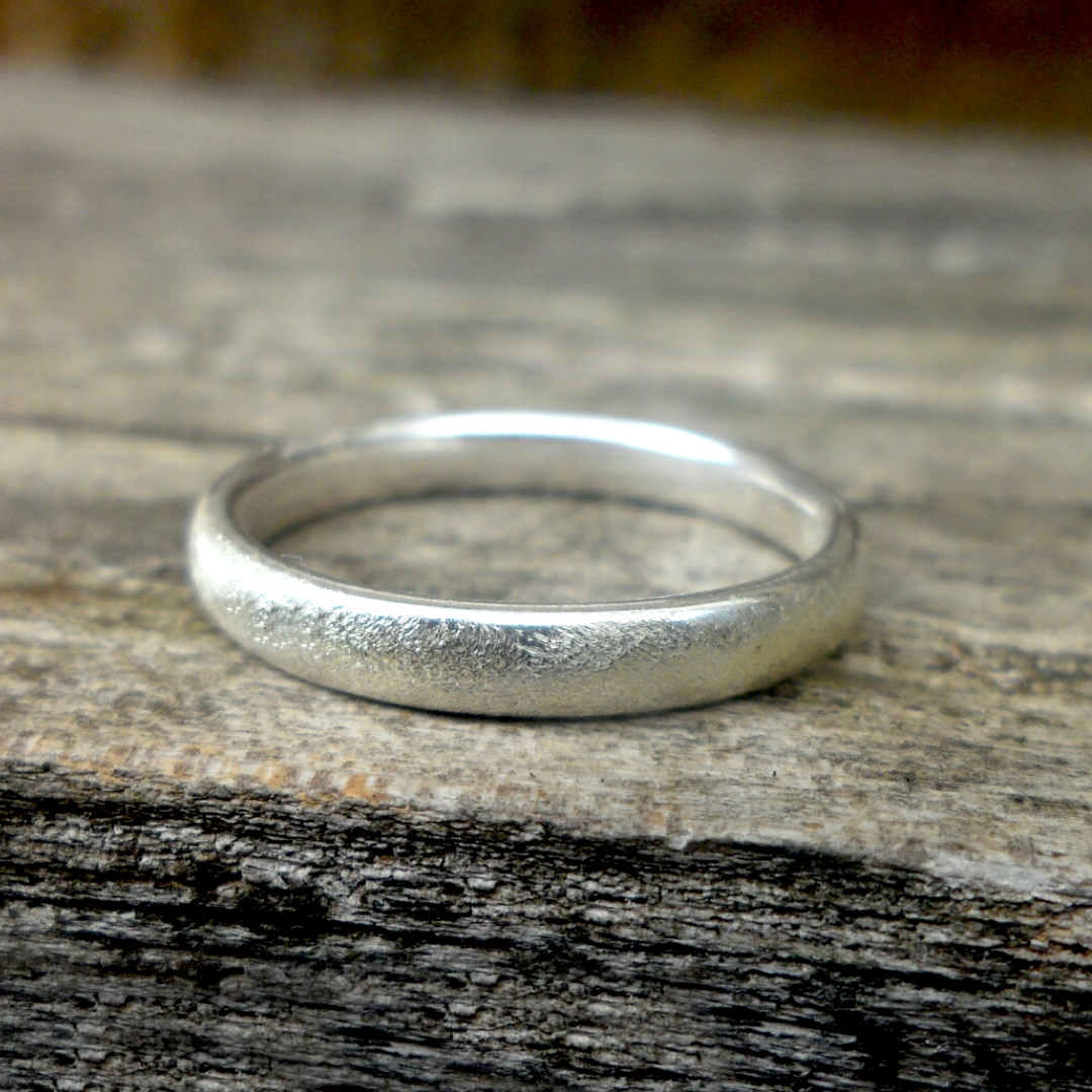 Sterling silver ring set with diamond