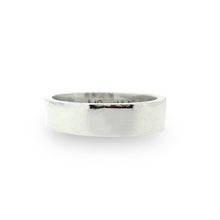 Load image into Gallery viewer, Chunky personalised man&#39;s ring. Solid silver with optional diamond