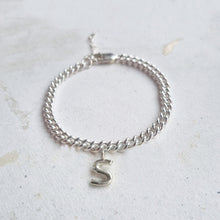 Load image into Gallery viewer, Solid silver bracelet - Single initial charm