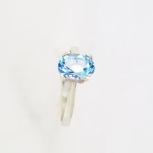 Load image into Gallery viewer, Classic topaz ring in solid silver