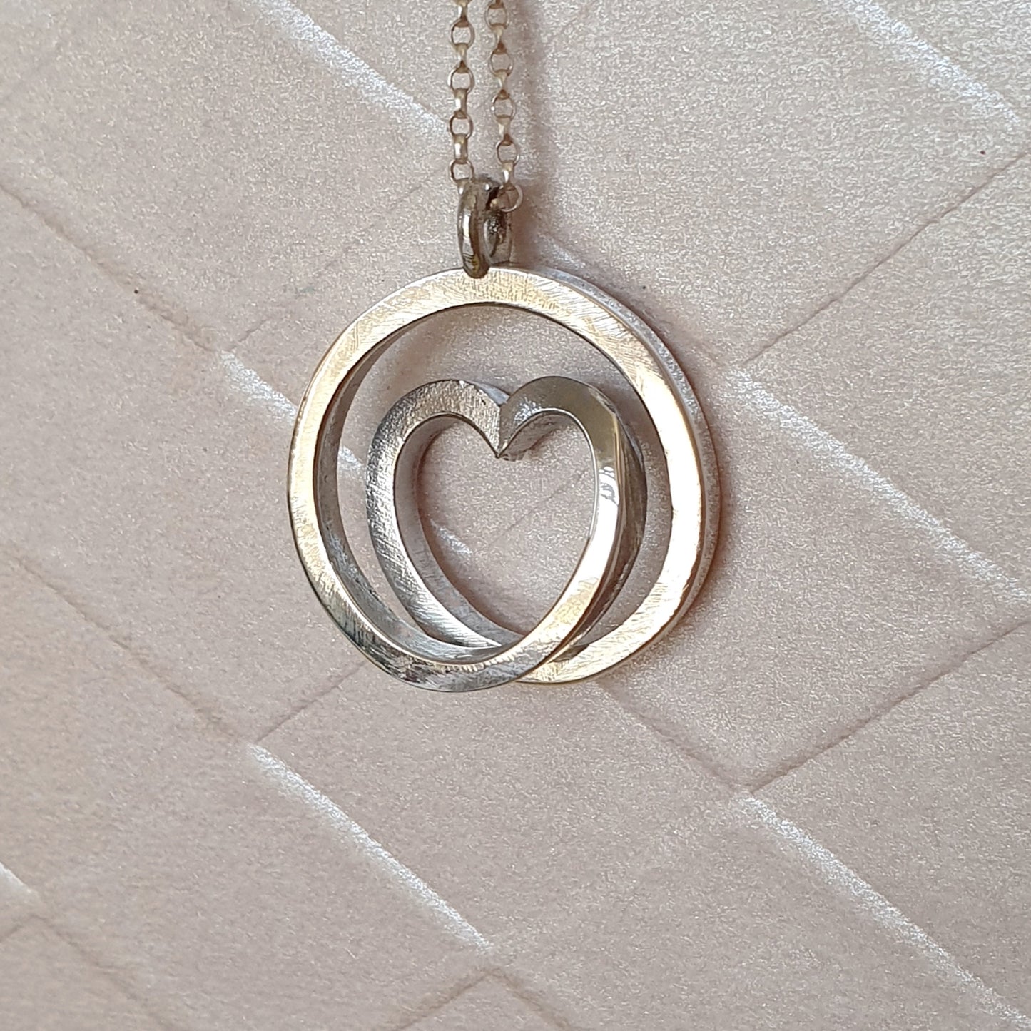 Infinite love classic - Sterling silver spiral necklace
