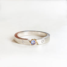 Load image into Gallery viewer, Hot summer nights - Tanzanite ring with bezel setting