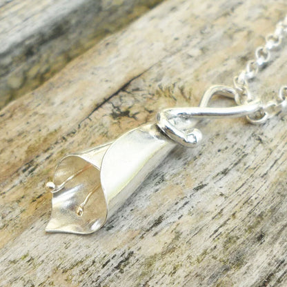 Sterling silver lily necklace with gleaming 9ct gold anthers.